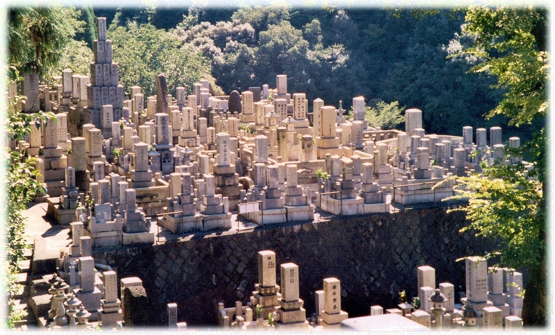 Graveyard 3, Kyoto Japan.jpg